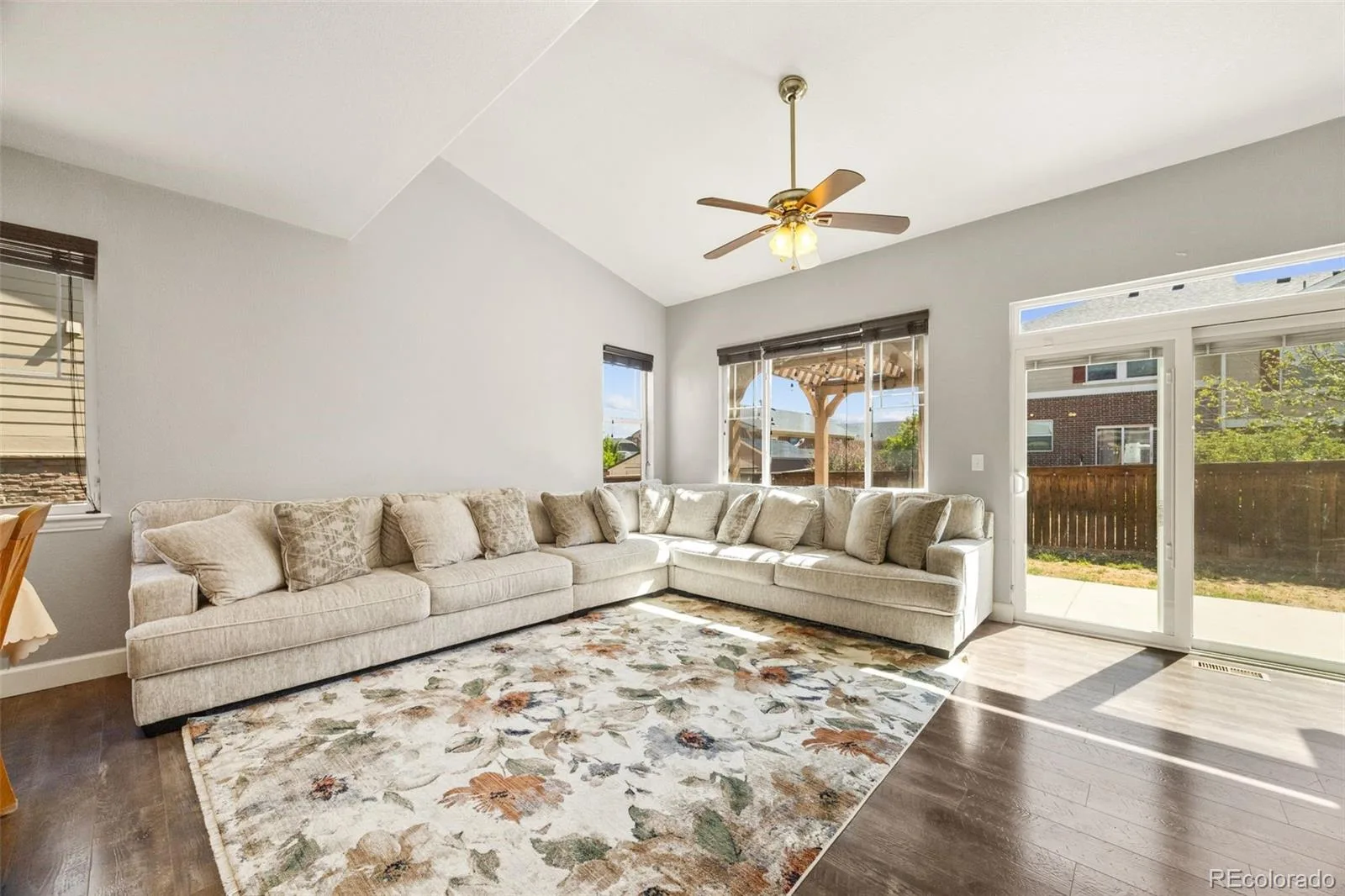484 N Jamestown Way Aurora CO 80018 | MLS #REC6524326 07172026002613 1600 17