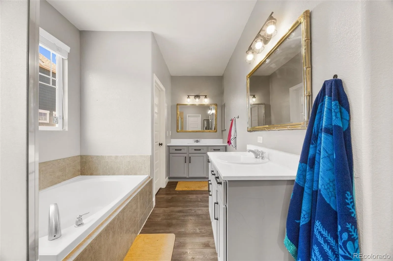 484 N Jamestown Way Aurora CO 80018 | MLS #REC6524326 07172026002613 1600 26