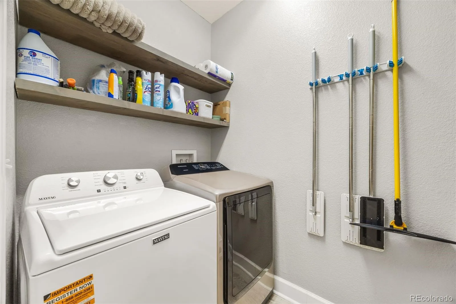 484 N Jamestown Way Aurora CO 80018 | MLS #REC6524326 07172026002613 1600 29