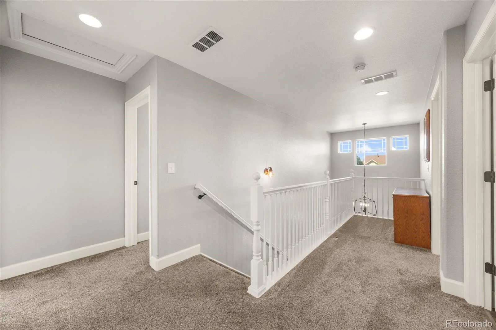 484 N Jamestown Way Aurora CO 80018 | MLS #REC6524326 07172026002613 1600 31