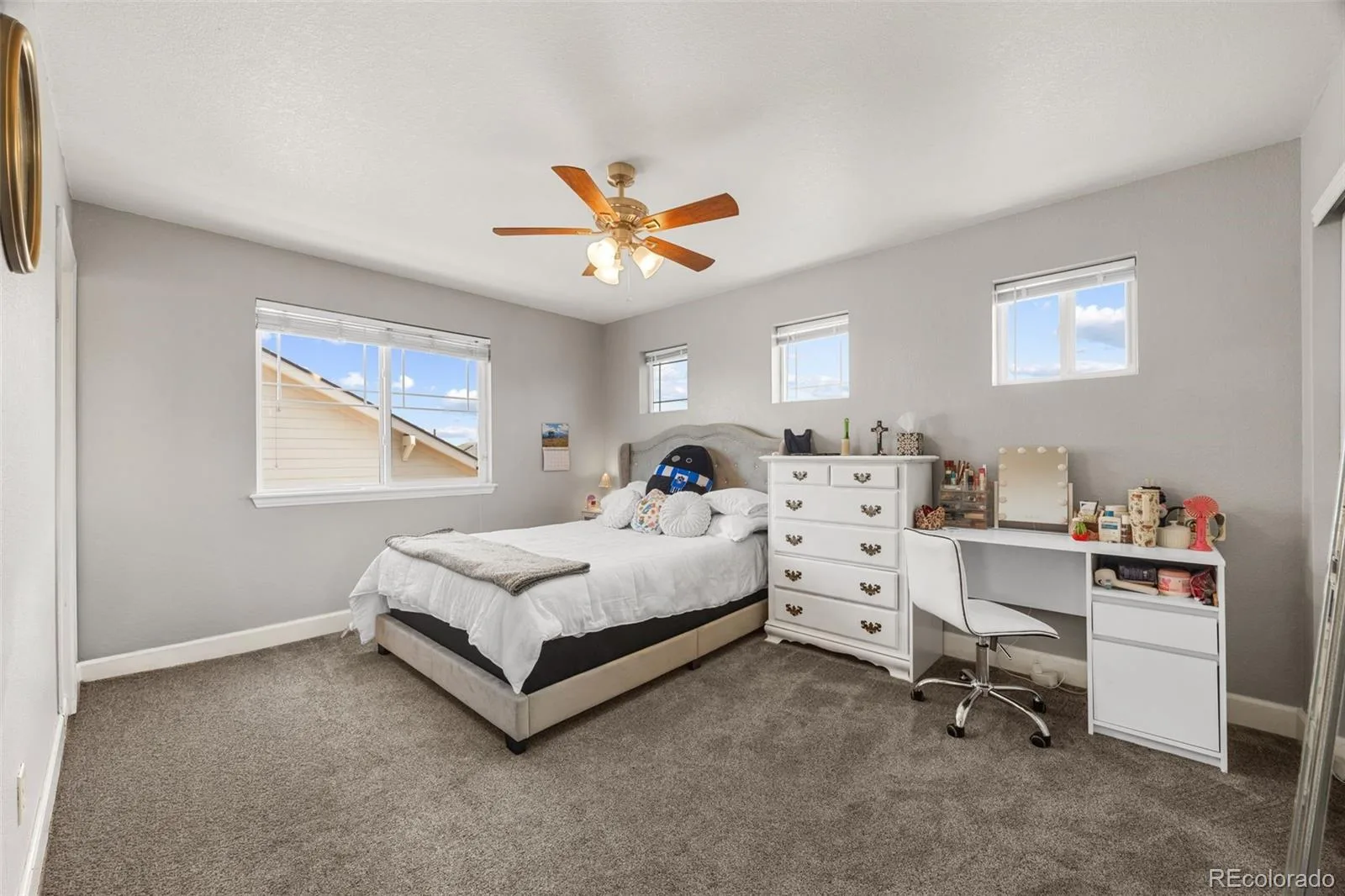 484 N Jamestown Way Aurora CO 80018 | MLS #REC6524326 07172026002613 1600 34