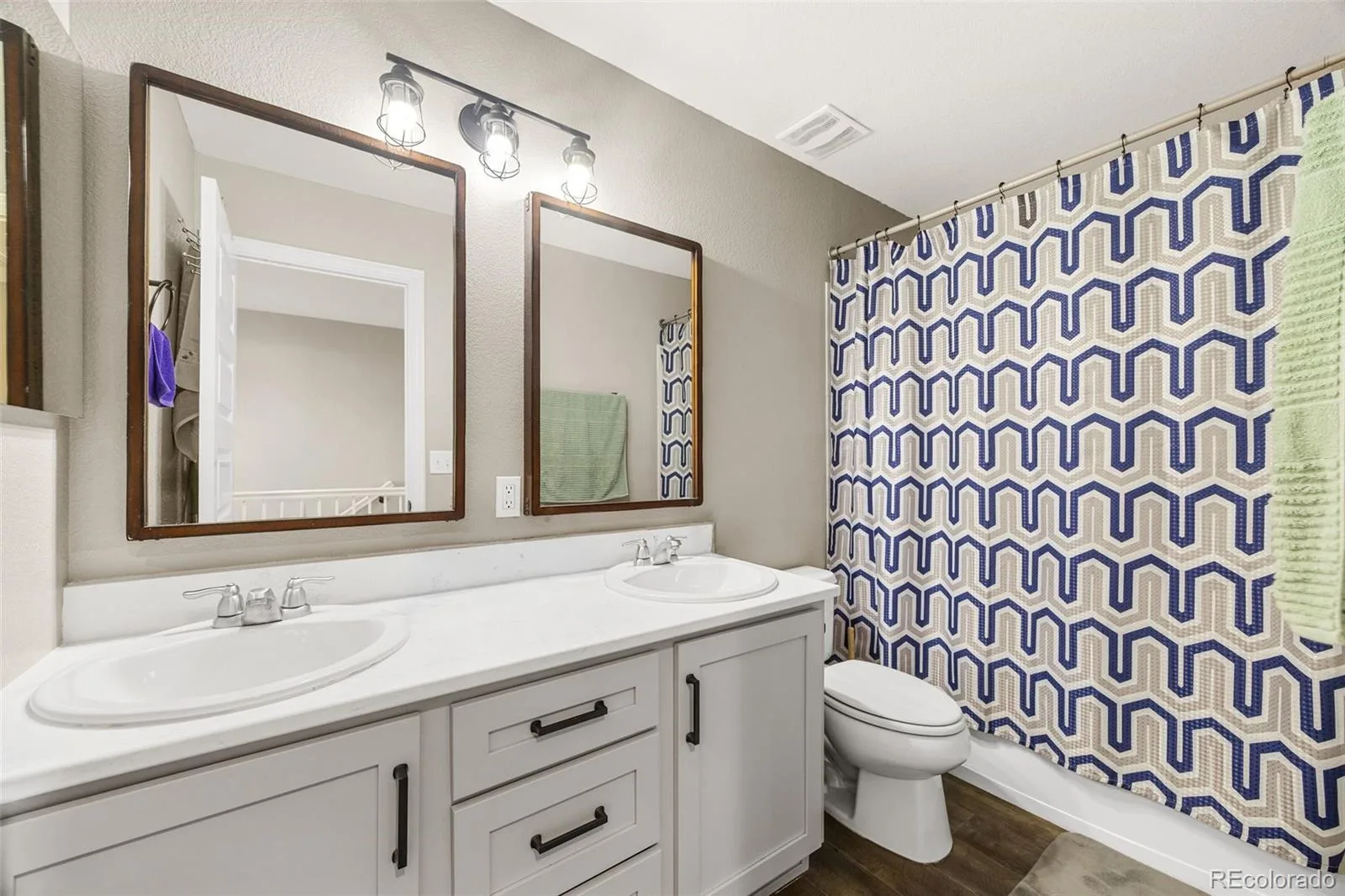 484 N Jamestown Way Aurora CO 80018 | MLS #REC6524326 07172026002613 1600 38