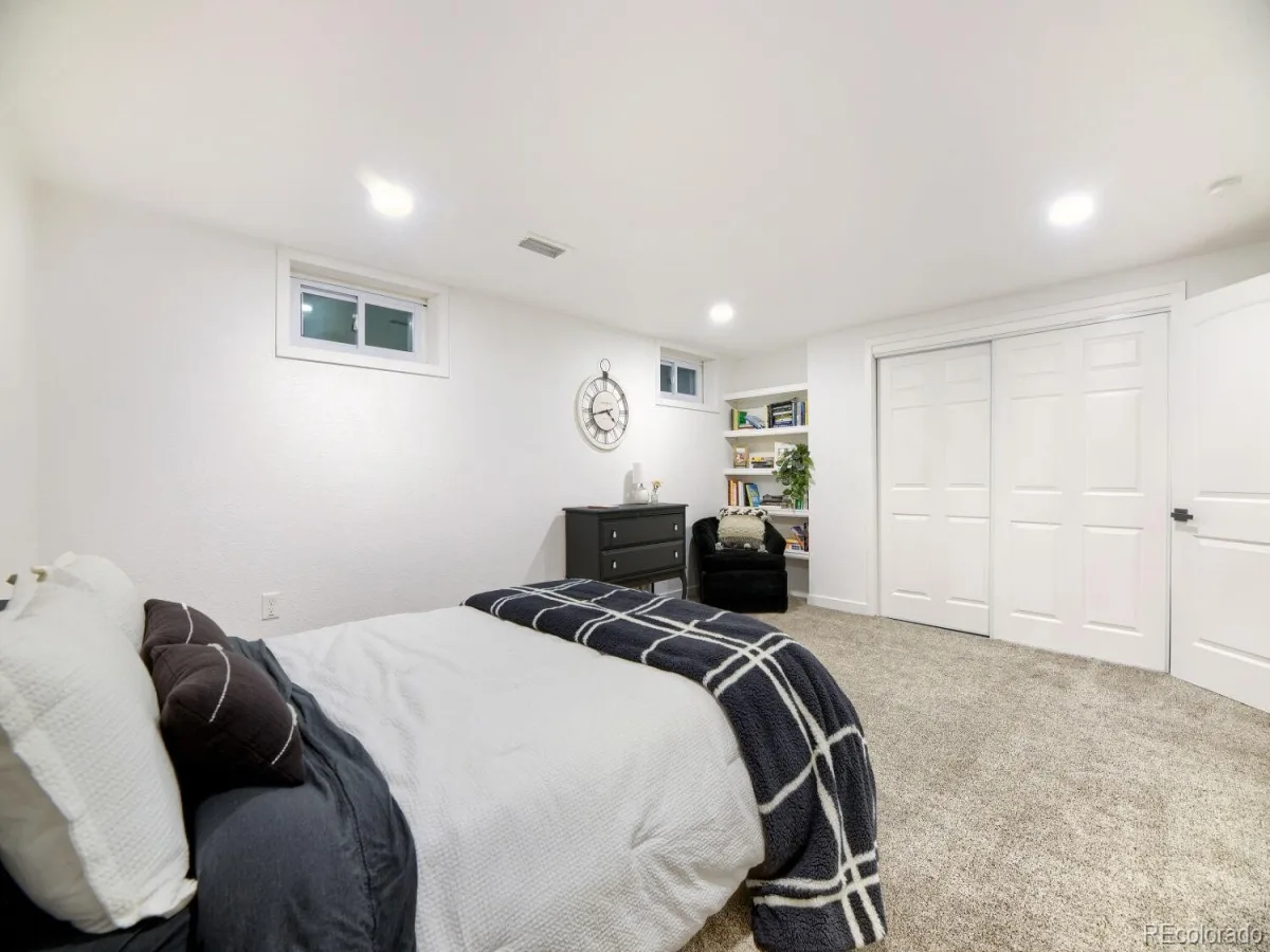 3325 W Arlington Avenue Littleton CO 80123 | MLS #REC6525636 07312026154119 1200 20