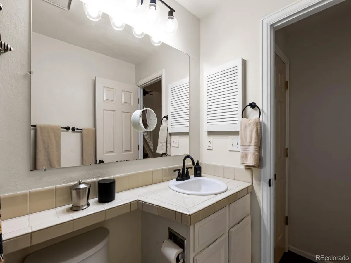 2685 S Dayton Way #138 Denver CO 80231 MLS #REC6525824 06232026002336 1200 18