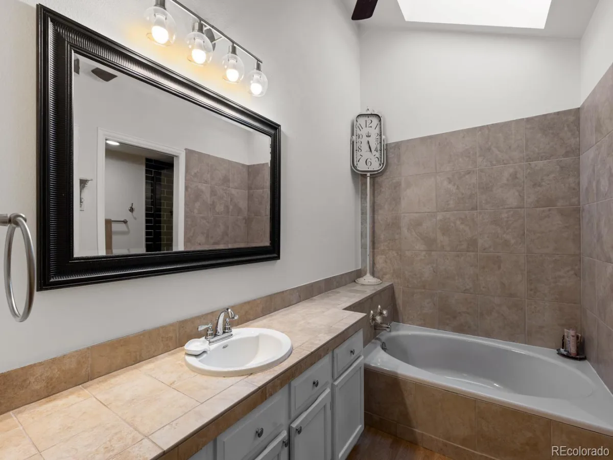 2685 S Dayton Way #138 Denver CO 80231 MLS #REC6525824 06232026002336 1200 24