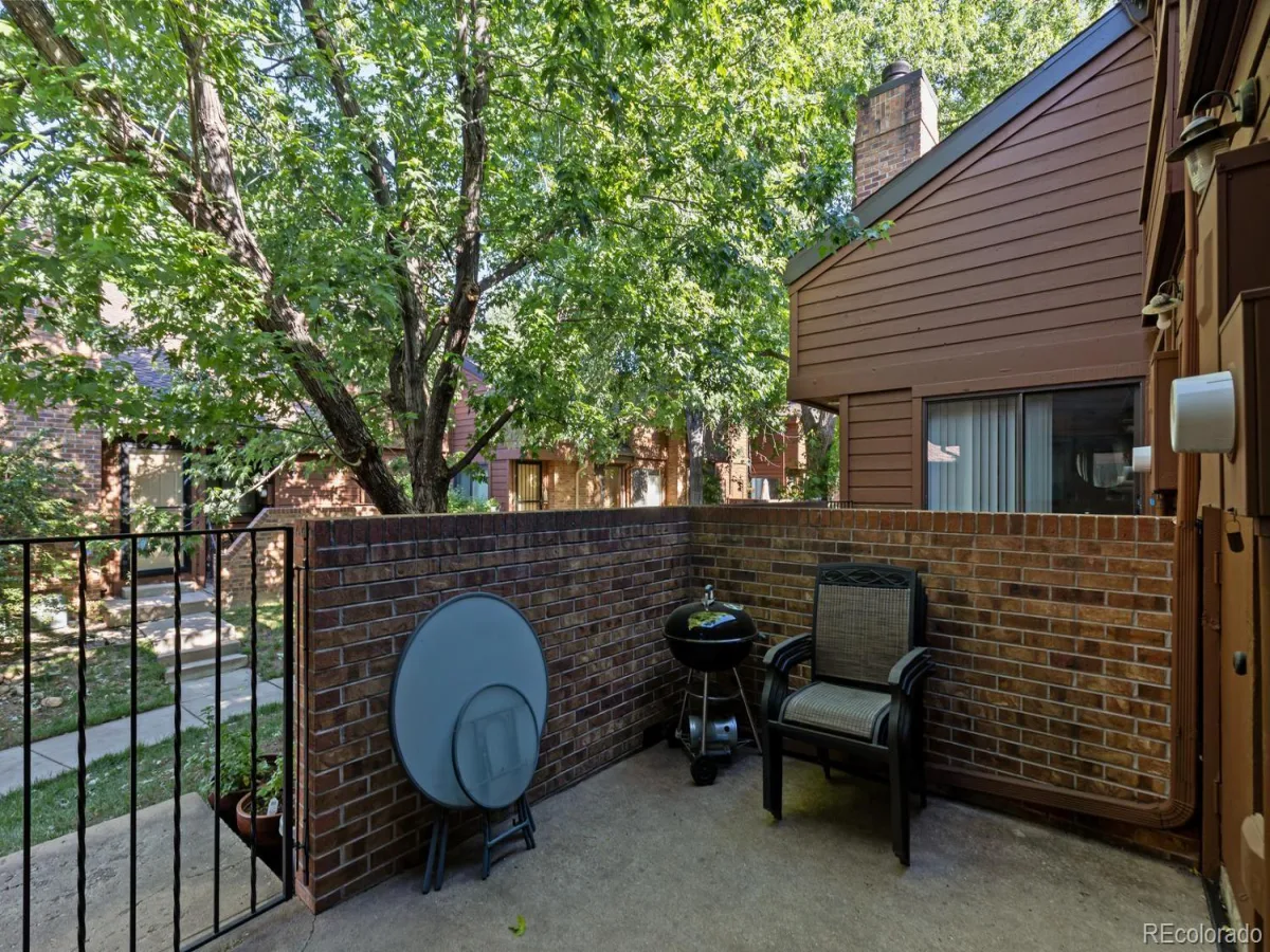 2685 S Dayton Way #138 Denver CO 80231 MLS #REC6525824 06232026002336 1200 31