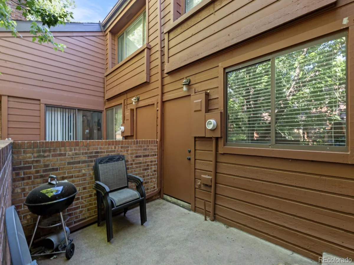 2685 S Dayton Way #138 Denver CO 80231 MLS #REC6525824 06232026002336 1200 32