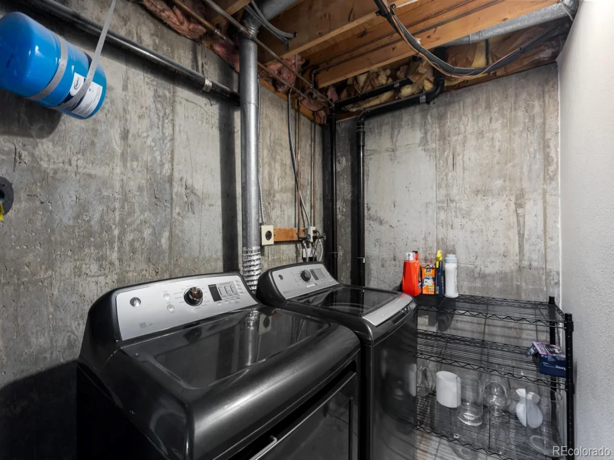 2685 S Dayton Way #138 Denver CO 80231 MLS #REC6525824 06232026002336 1200 36