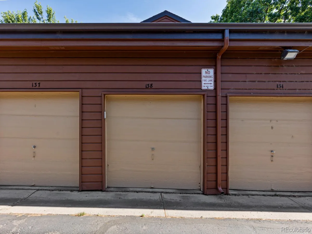 2685 S Dayton Way #138 Denver CO 80231 MLS #REC6525824 06232026002336 1200 37