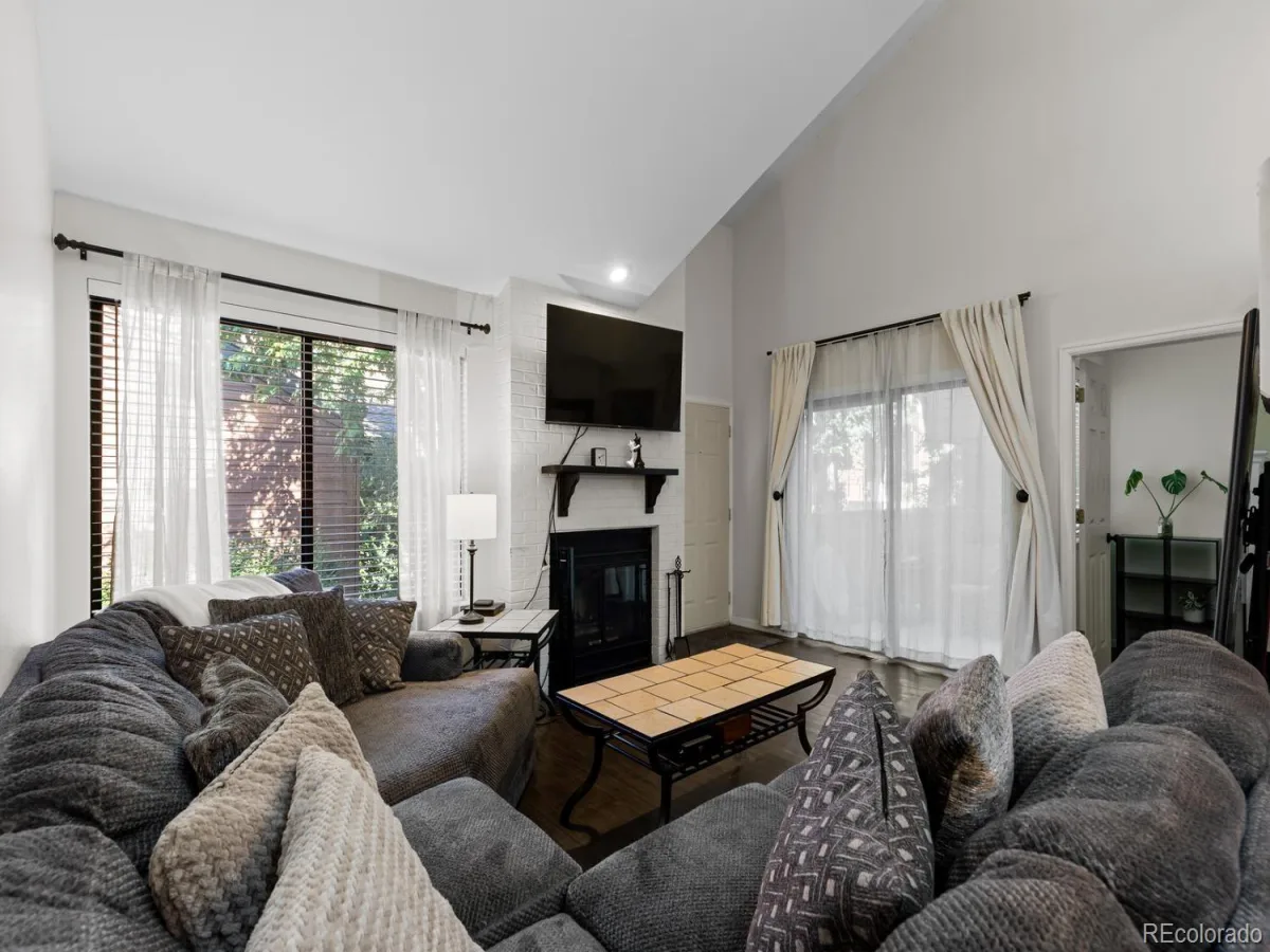 2685 S Dayton Way #138 Denver CO 80231 MLS #REC6525824 06232026002336 1200 4