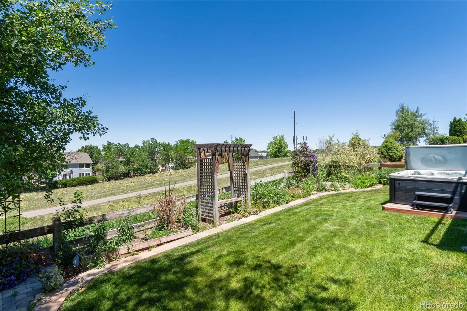 6945 Mountain Brush Circle Littleton CO 80130 MLS #REC6526060 07082026201222 1600 22