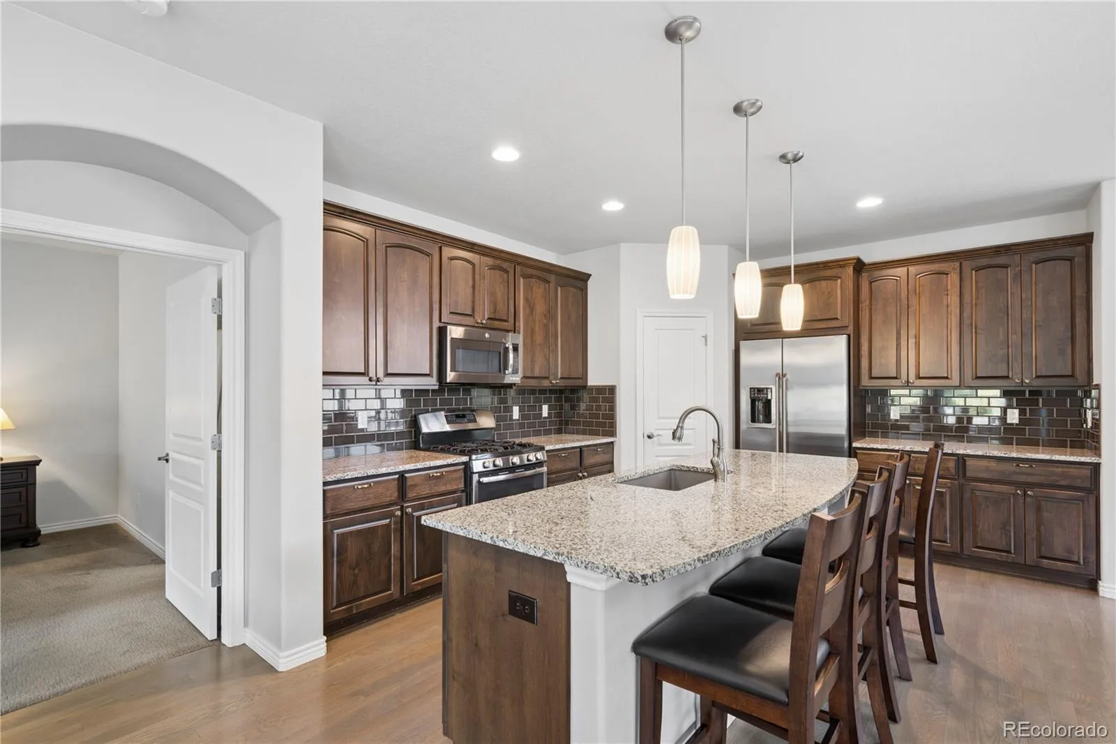15169 W Harvard Circle Lakewood CO 80228 | MLS #REC6527355 08212026003053 1600 3