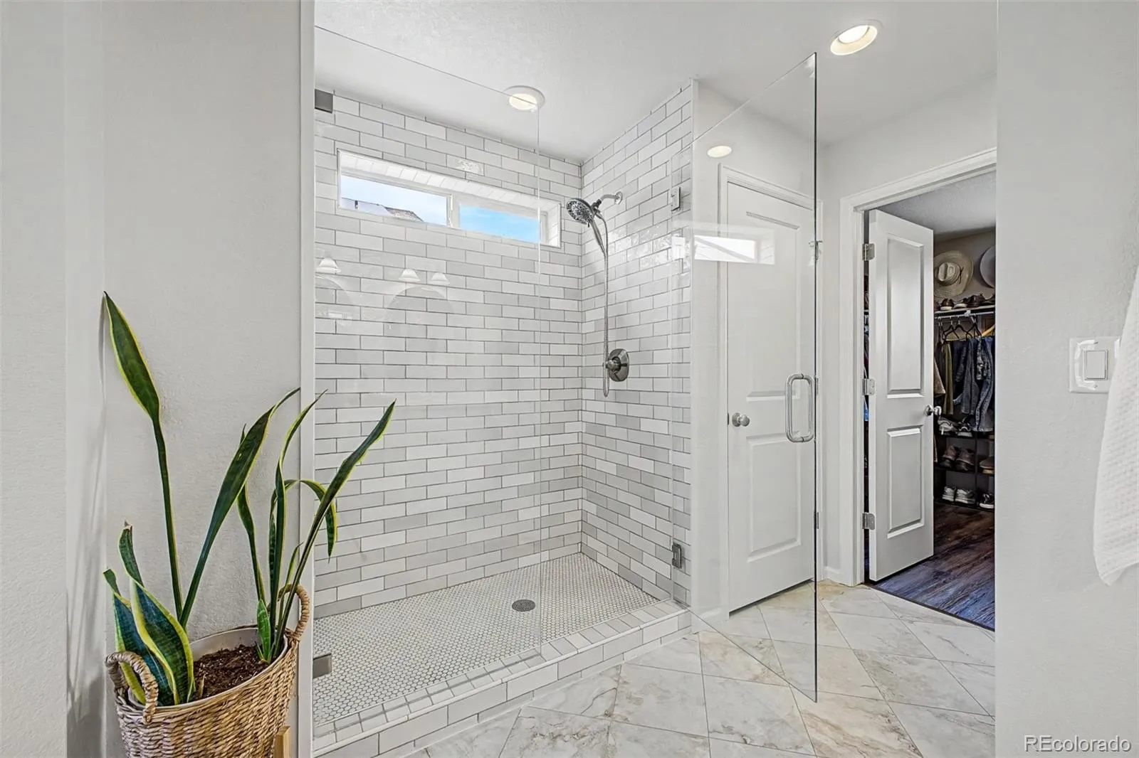 04162026204520 1600 27