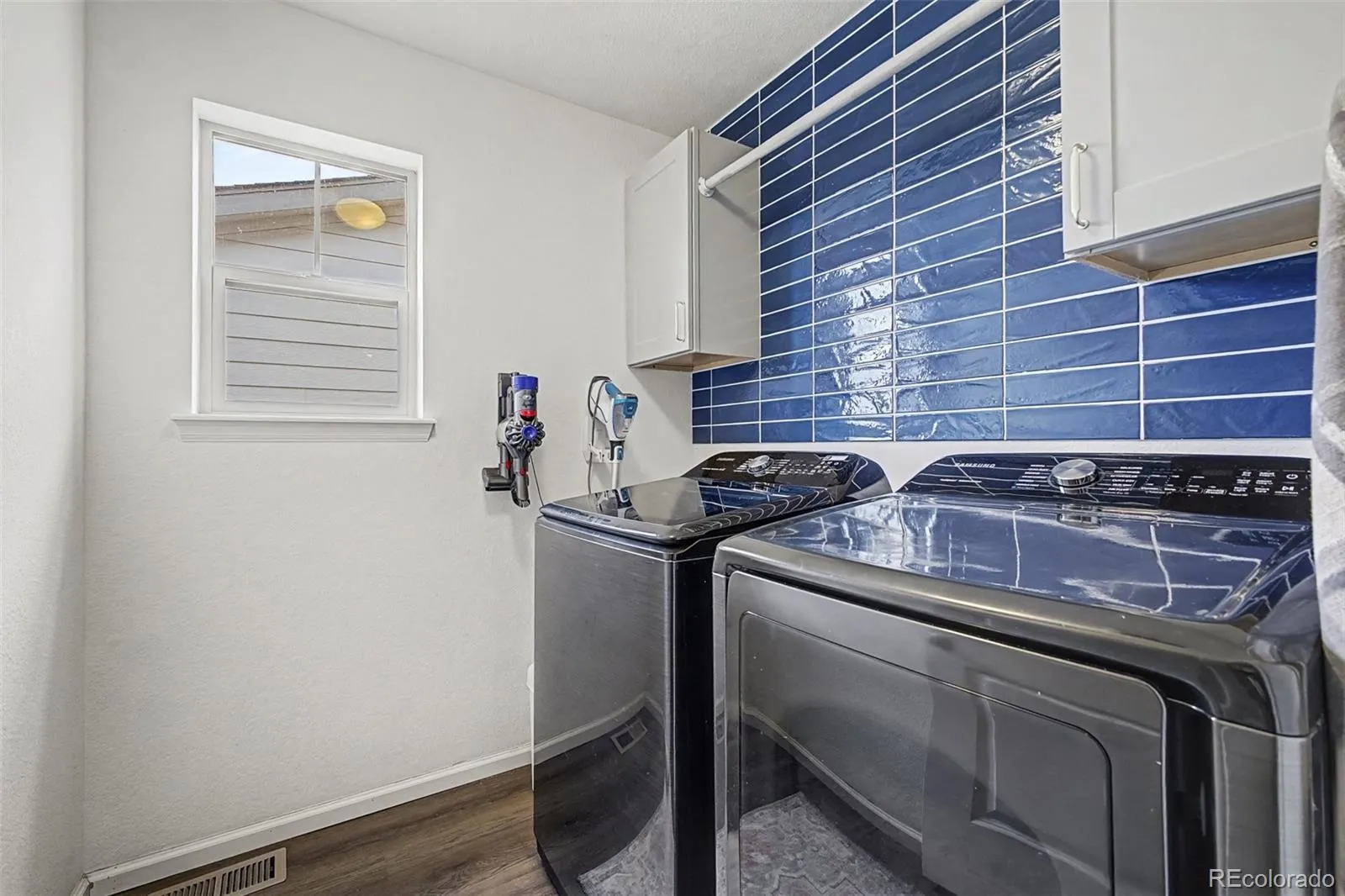 04162026204520 1600 43