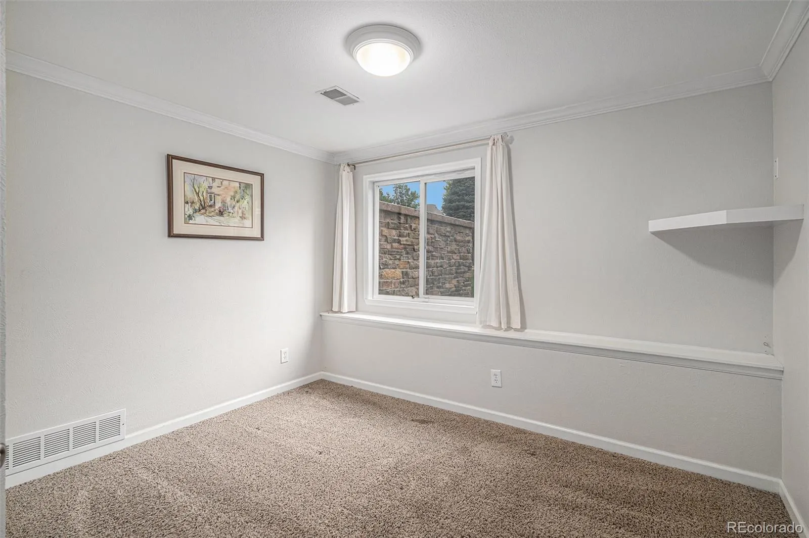 04032026220450 1600 25