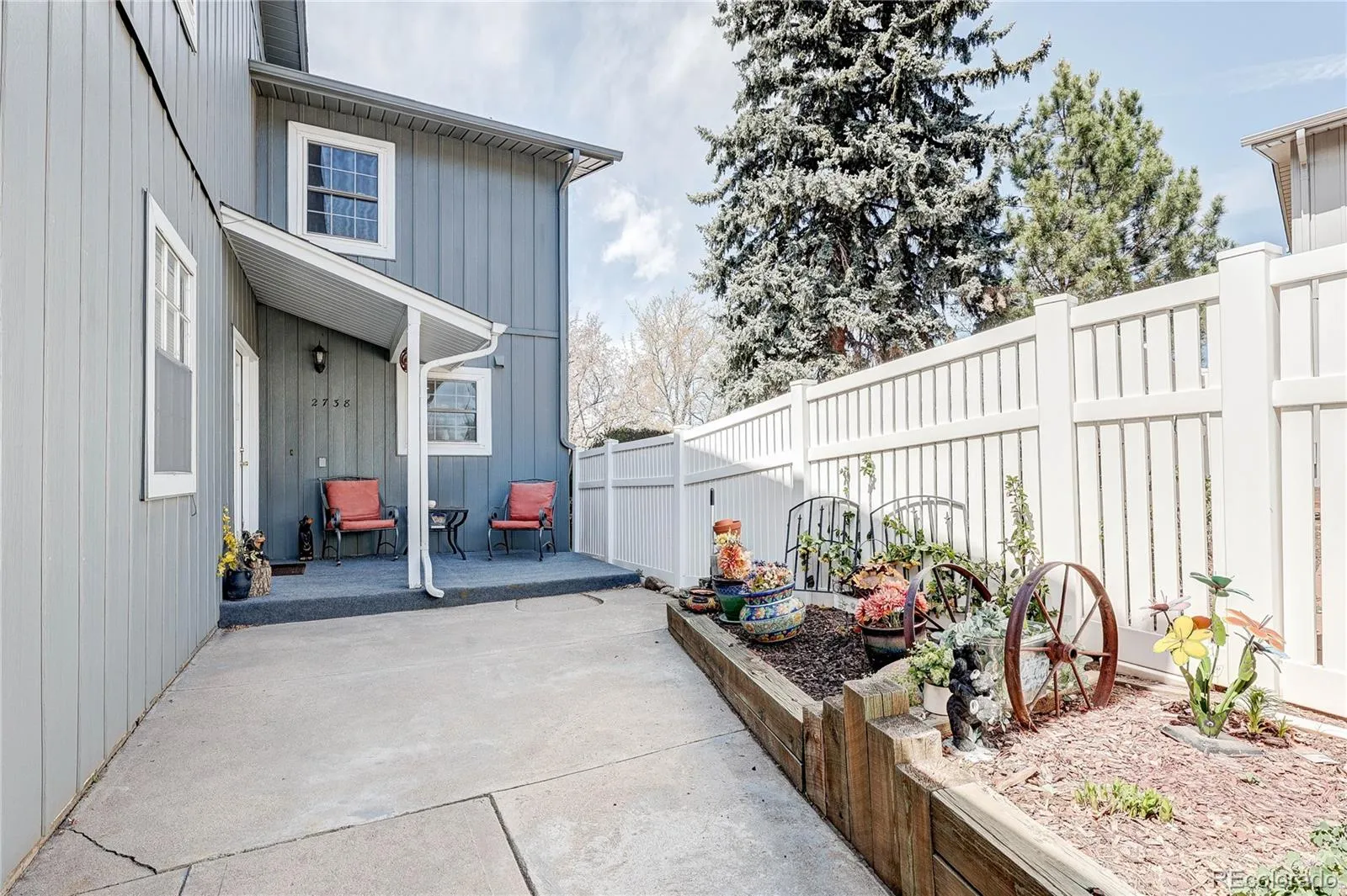 2738 S Xanadu Way Aurora CO 80014 MLS #REC6530999 04102026134738 1600 1