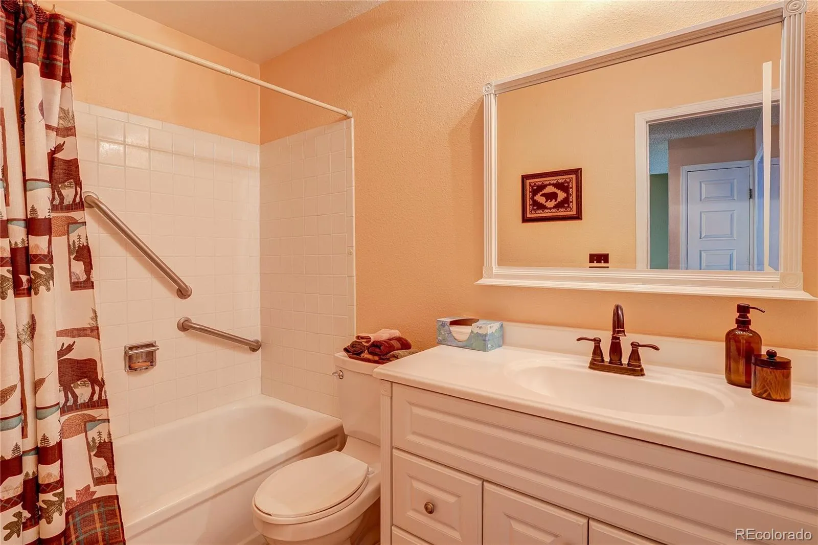 2738 S Xanadu Way Aurora CO 80014 MLS #REC6530999 04102026134738 1600 26