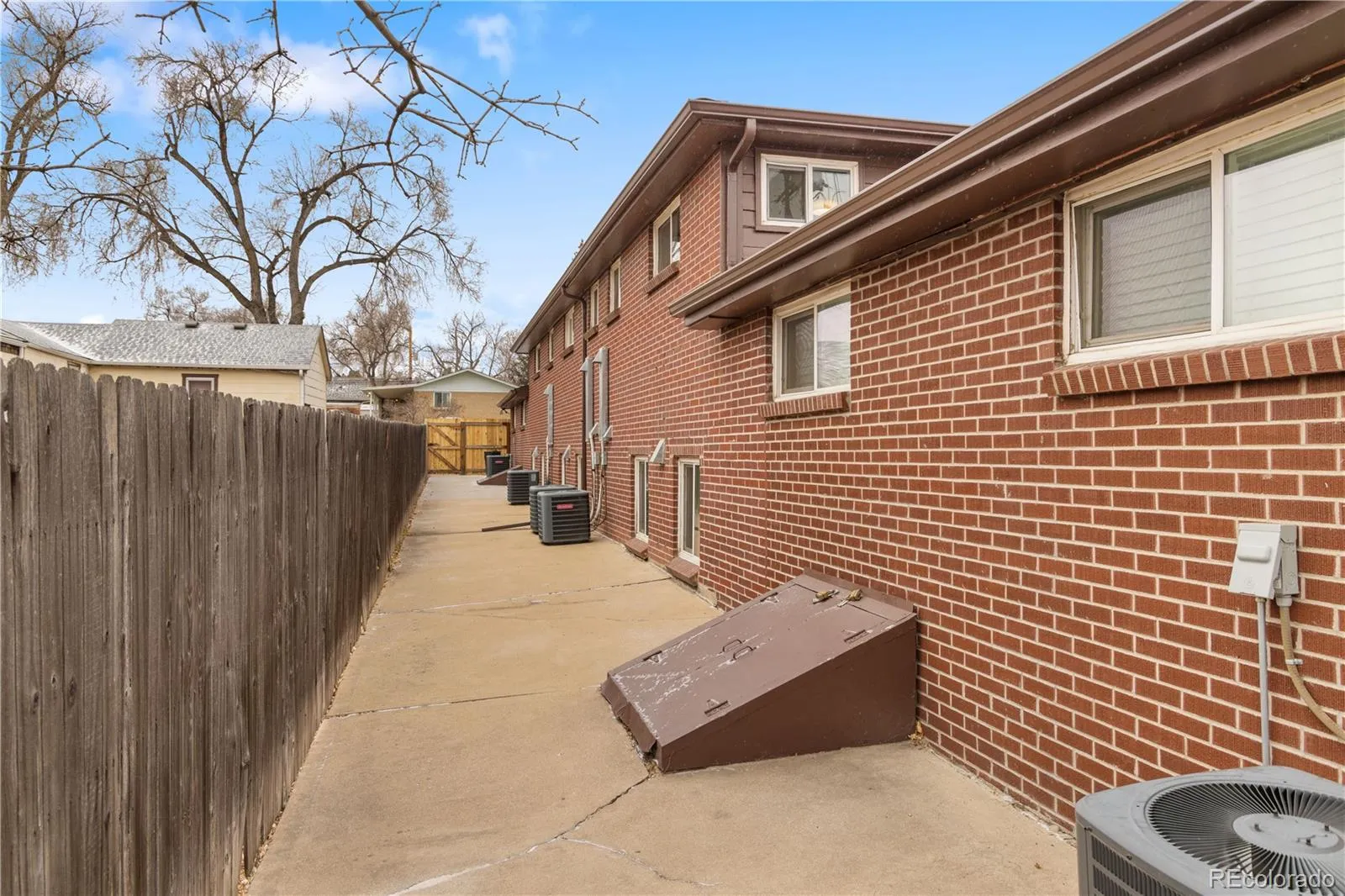 6160 W 17th Avenue #3 Lakewood CO 80214 MLS #REC6532320 05022026162228 1600 32