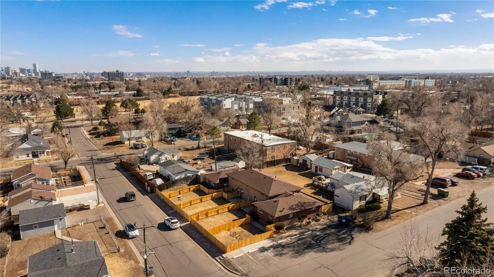 6160 W 17th Avenue #3 Lakewood CO 80214 MLS #REC6532320 05022026162228 1600 36