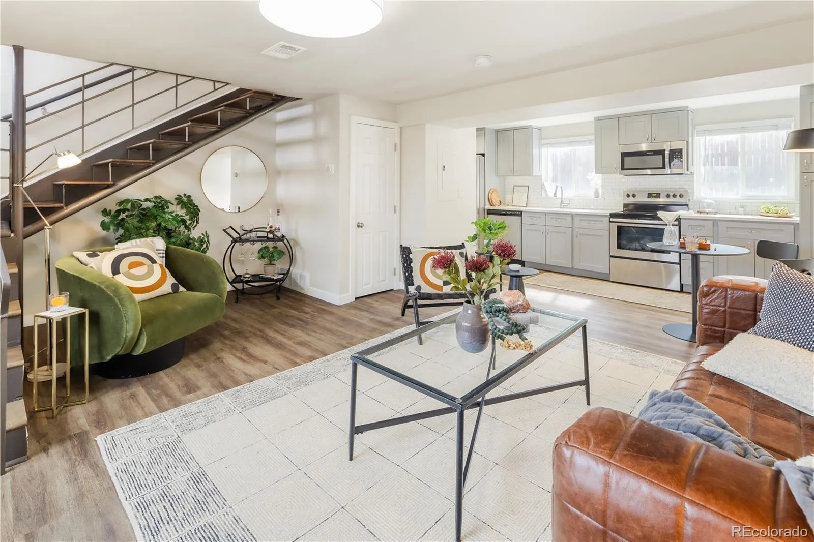6160 W 17th Avenue #3 Lakewood CO 80214 MLS #REC6532320 05022026162228 1600 8