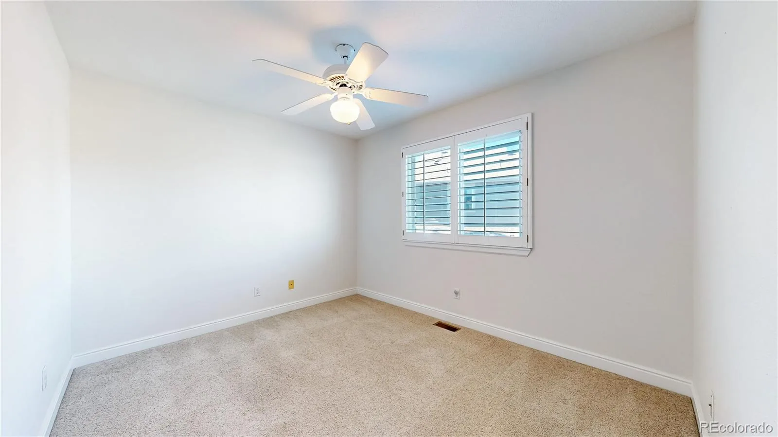 13376 Clarkson Court Thornton CO 80241 MLS #REC6533308 06162026232407 1600 24