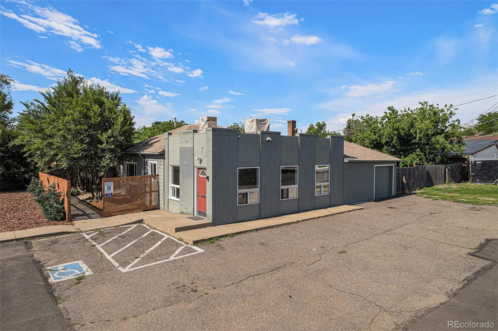 04092026173750 1600 1