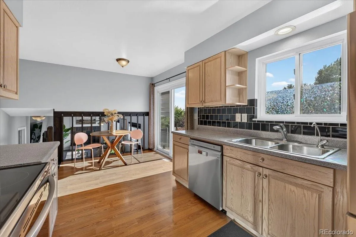 1717 S Mobile Street Aurora CO 80017 | MLS #REC6538176 07172026053146 1200 15
