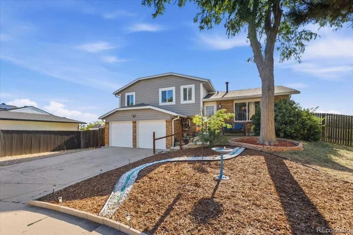 1717 S Mobile Street Aurora CO 80017 | MLS #REC6538176 07172026053146 1200 2