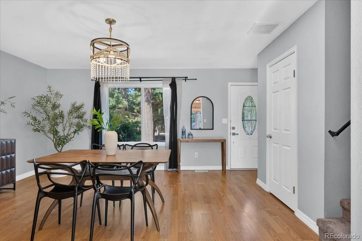 1717 S Mobile Street Aurora CO 80017 | MLS #REC6538176 07172026053146 1200 5