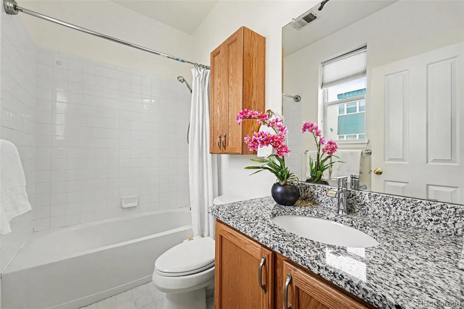 5327 W 16th Avenue Lakewood CO 80214 MLS #REC6538238 06102026164922 1600 18