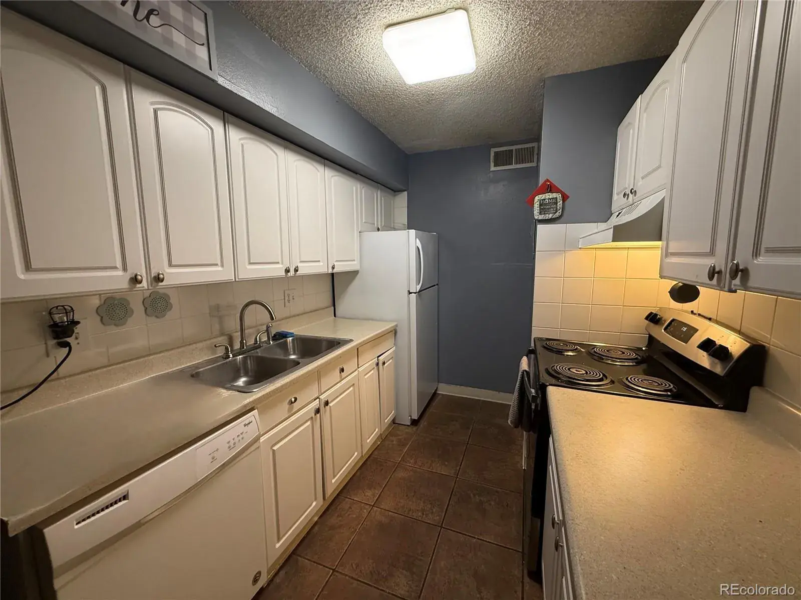 10211 Ura Lane #1-107 Thornton CO 80260 | MLS #REC6539313 01222026005452 1600 3