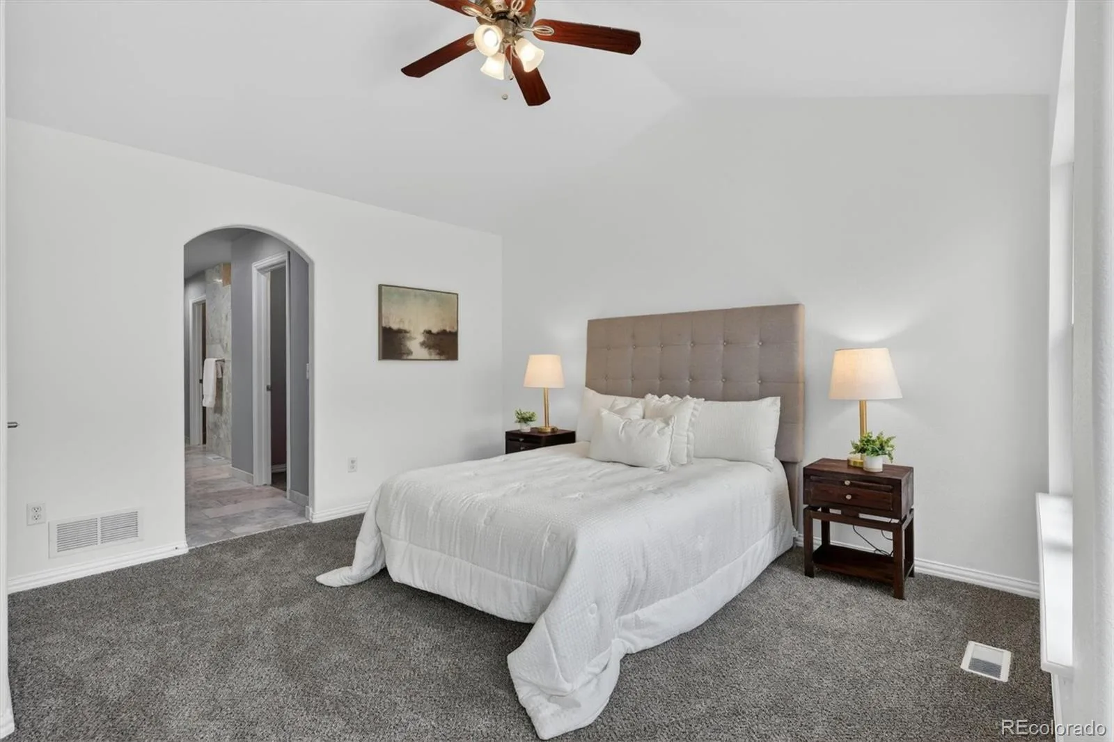 12713 W Bowles Place Littleton CO 80127 | MLS #REC6540519 05302026012057 1600 19