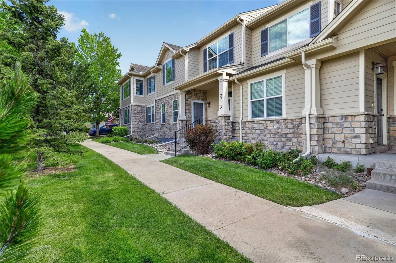 12713 W Bowles Place Littleton CO 80127 | MLS #REC6540519 05302026012057 1600 40