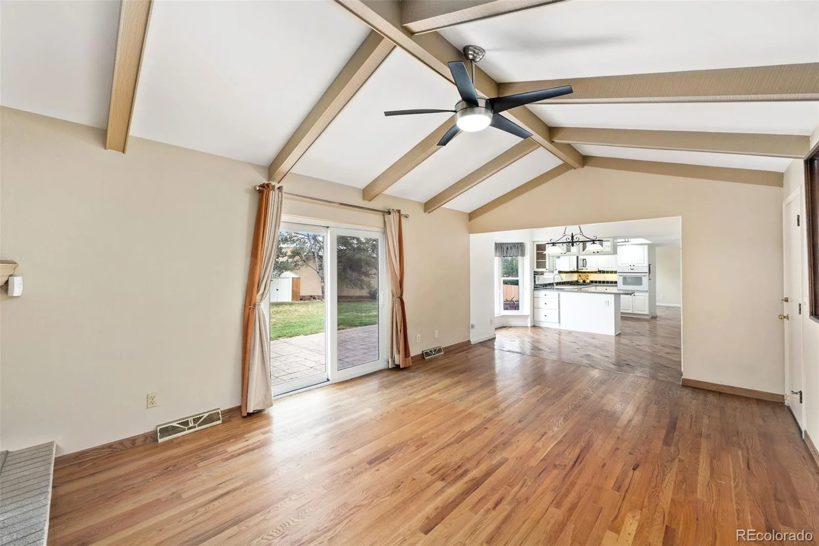 4070 S Willow Way Denver CO 80237 | MLS #REC6540740 08112026143602 1600 9