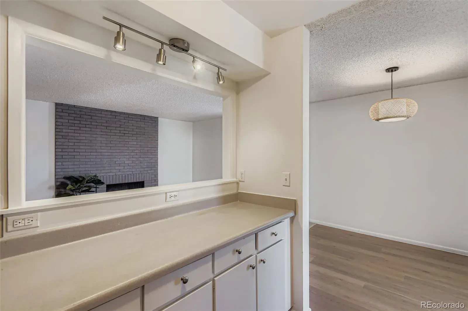 01272026005751 1600 10