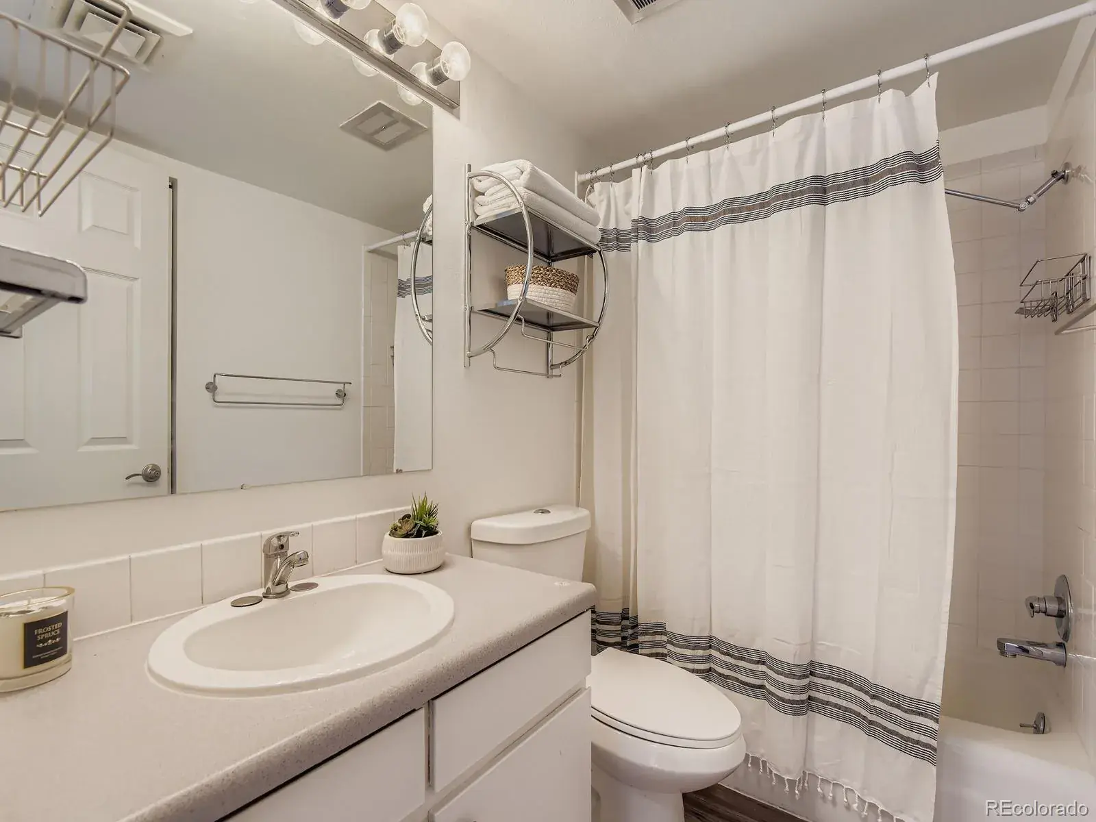 01272026005751 1600 20