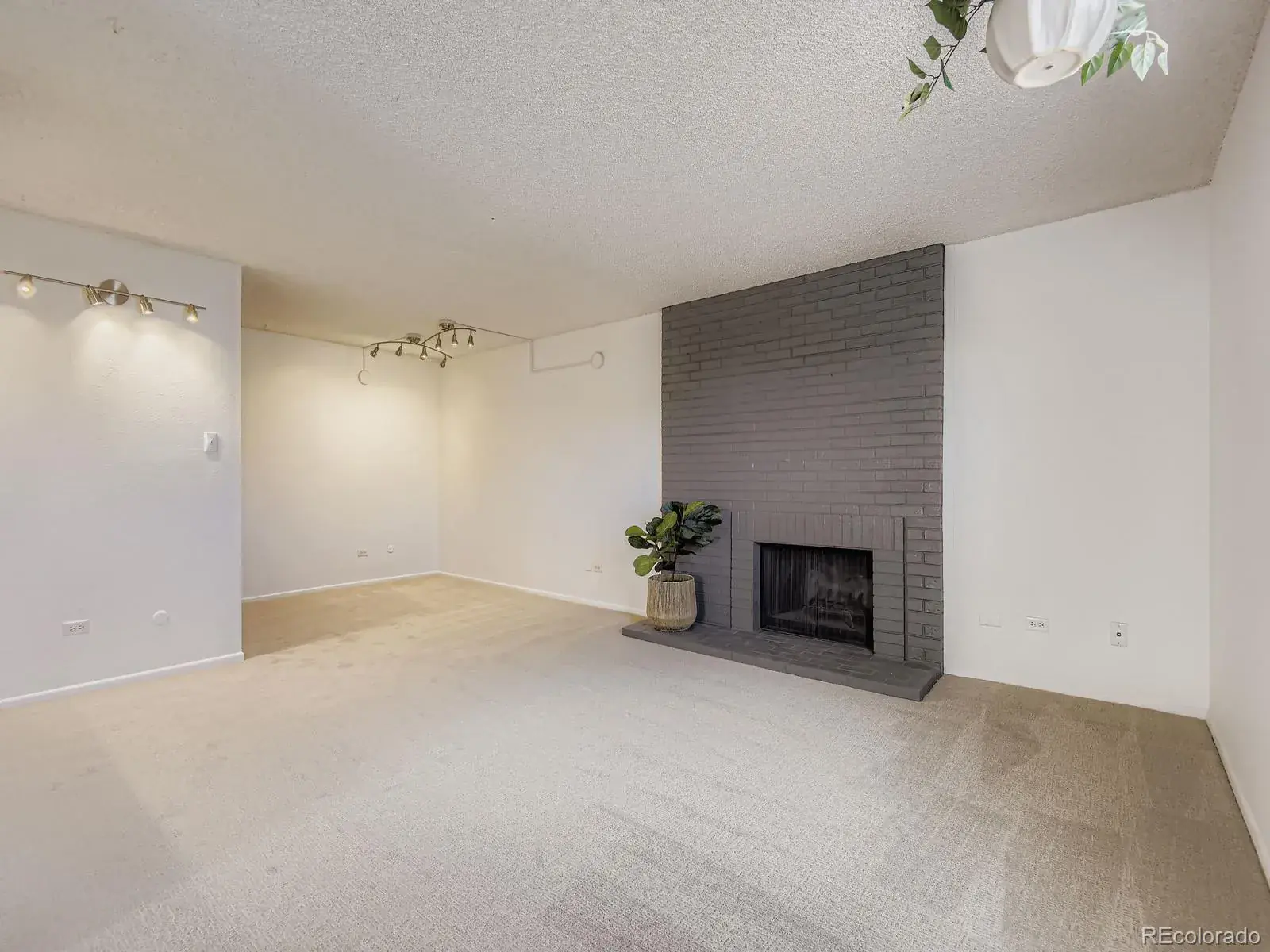 01272026005751 1600 4