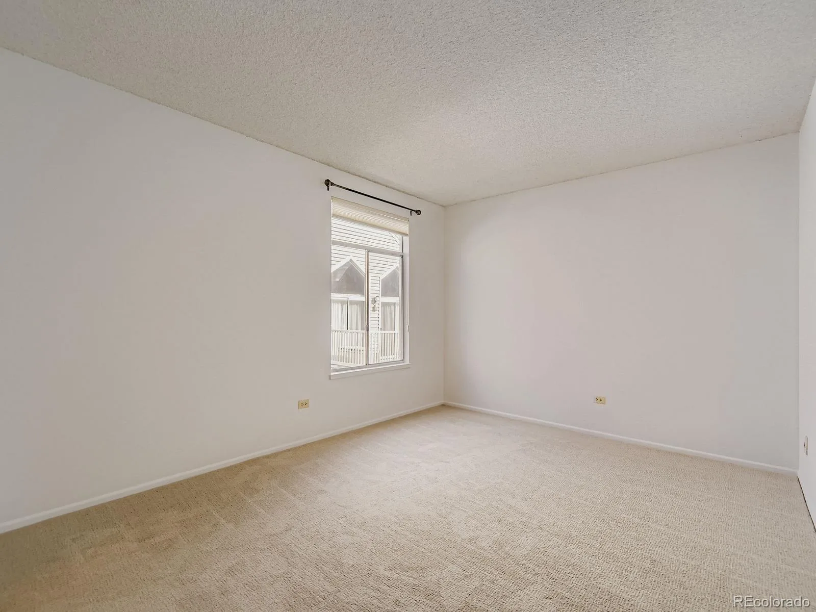 3323 S Monaco Street #D Denver CO 80222 | MLS #REC6541823 08102026170639 1600 13
