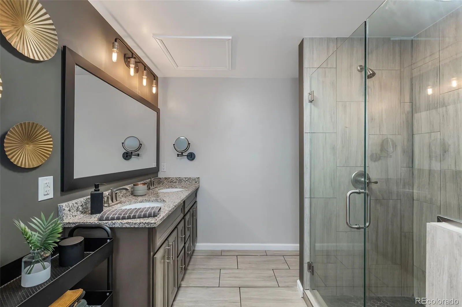 925 Teller Street Lakewood CO 80214 | MLS #REC6541925 05282026163353 1600 20