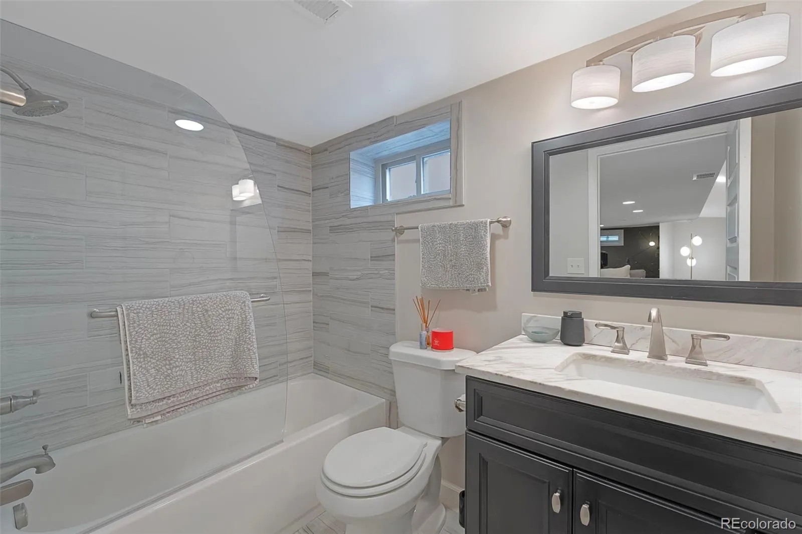 925 Teller Street Lakewood CO 80214 | MLS #REC6541925 05282026163353 1600 30