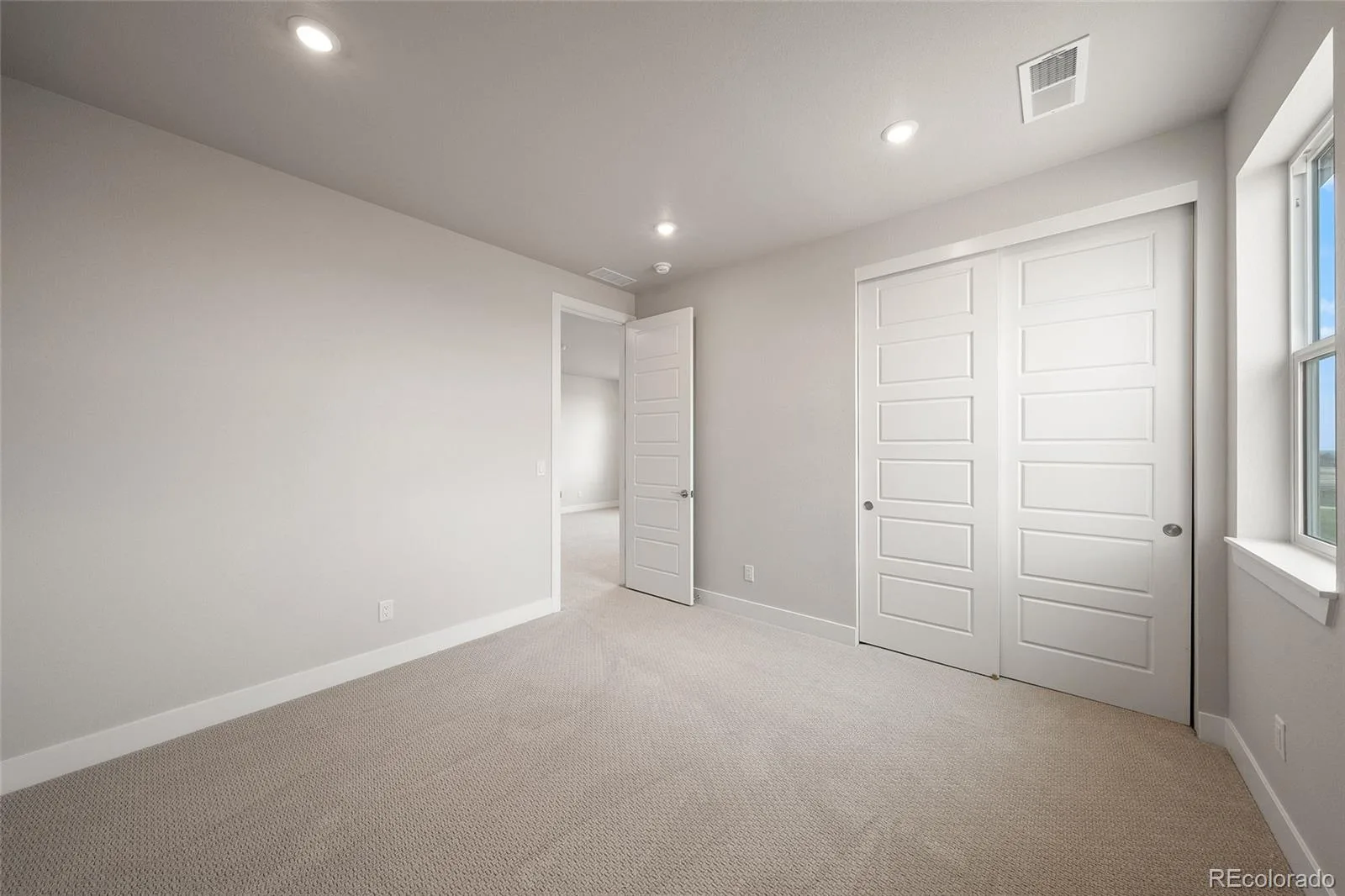 16824 Standing Elk Drive Parker CO 80134 | MLS #REC6548175 08172026231002 1600 28