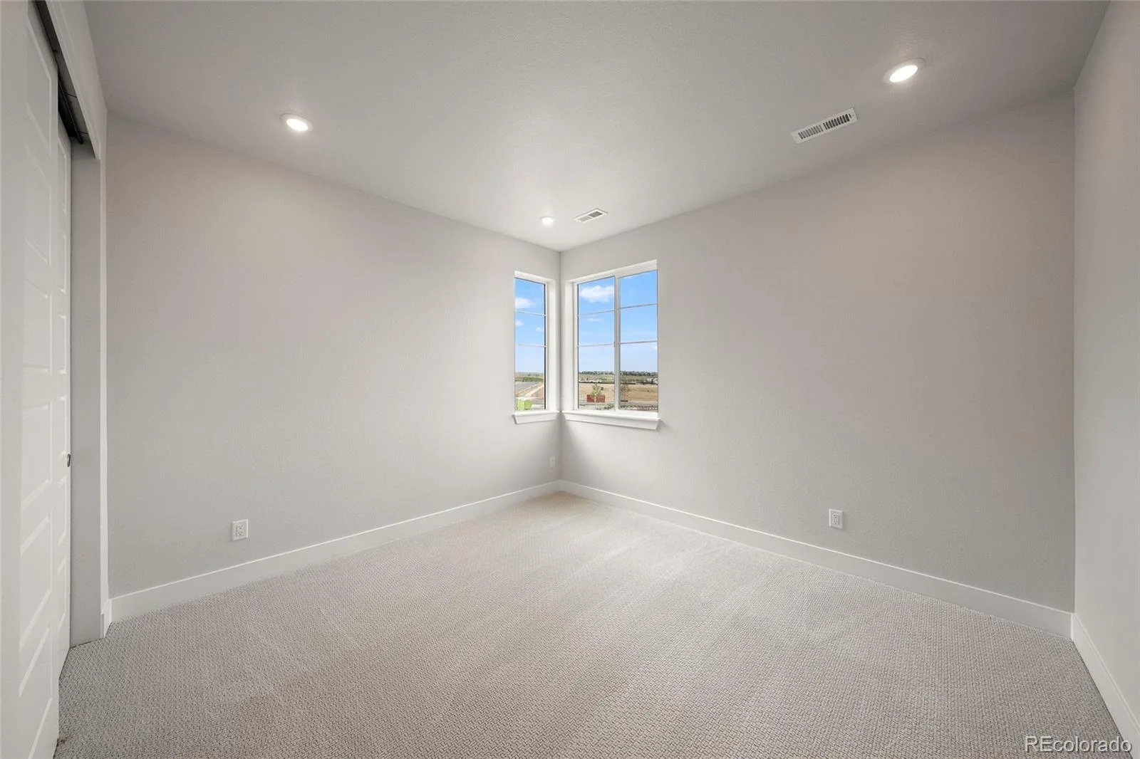 16824 Standing Elk Drive Parker CO 80134 | MLS #REC6548175 08172026231002 1600 29