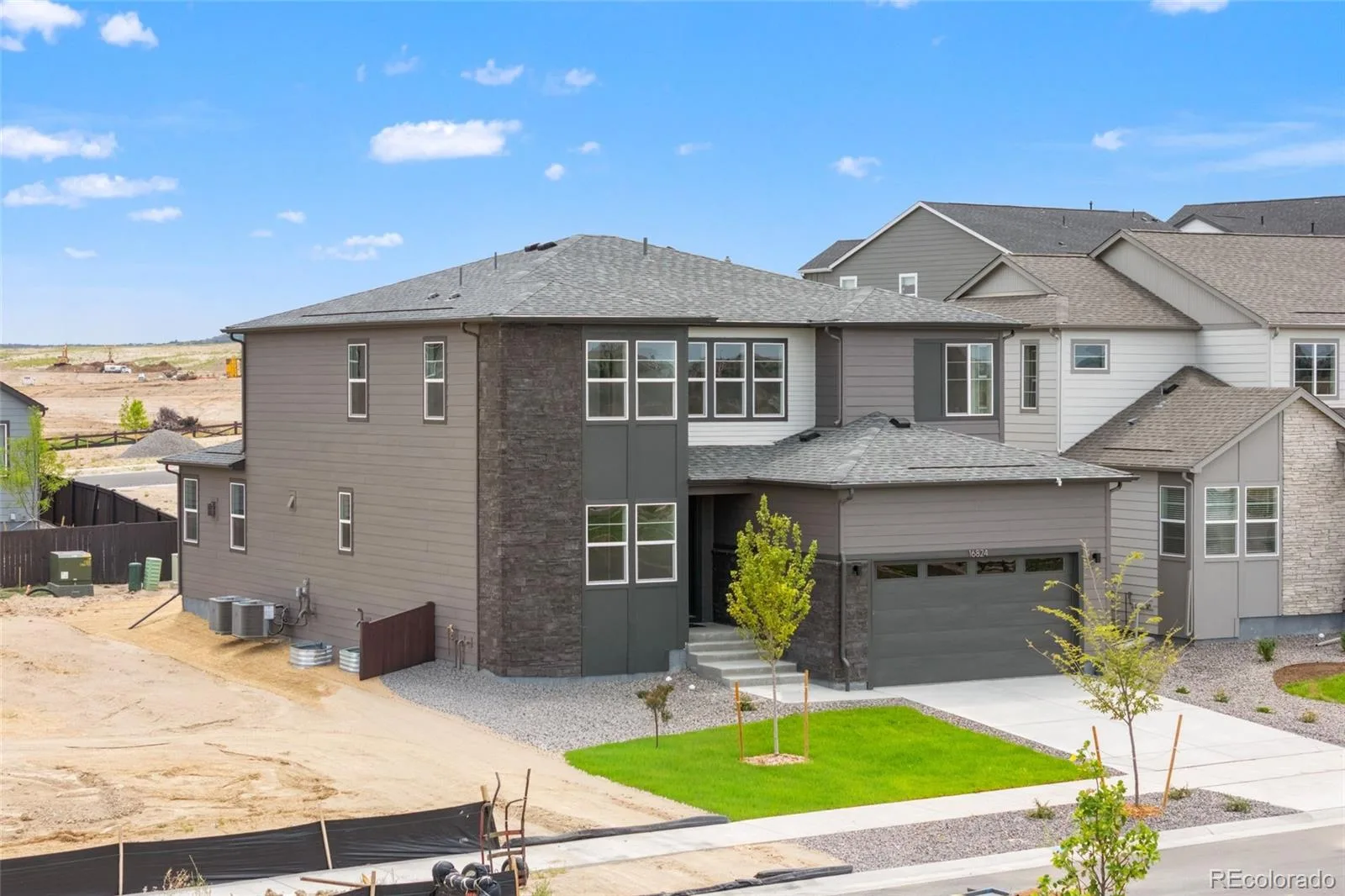 16824 Standing Elk Drive Parker CO 80134 | MLS #REC6548175 08172026231002 1600 3