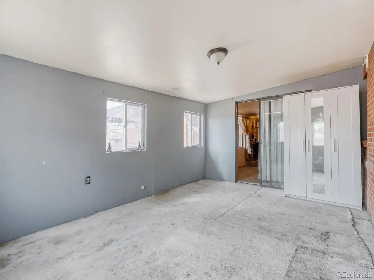 771 Troy Street Aurora CO 80011 MLS #REC6549738 03012026215122 1200 8