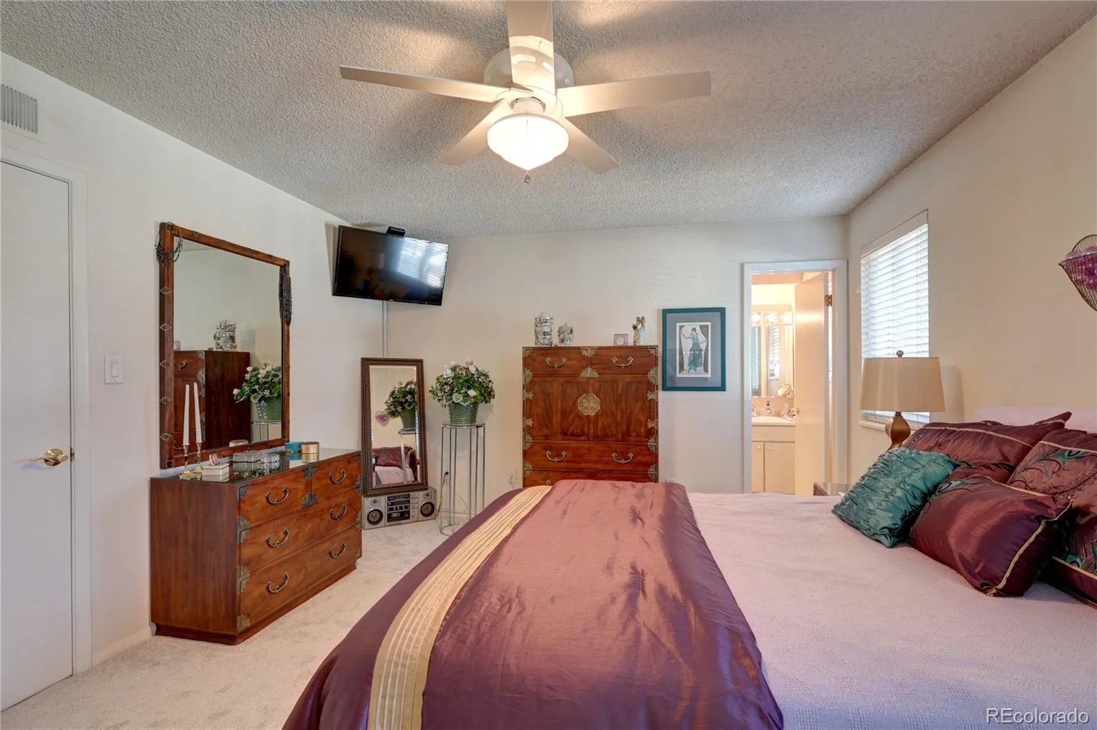 3855 S Monaco Street Parkway #172 Denver CO 80237 MLS #REC6550256 06182026202630 1600 22