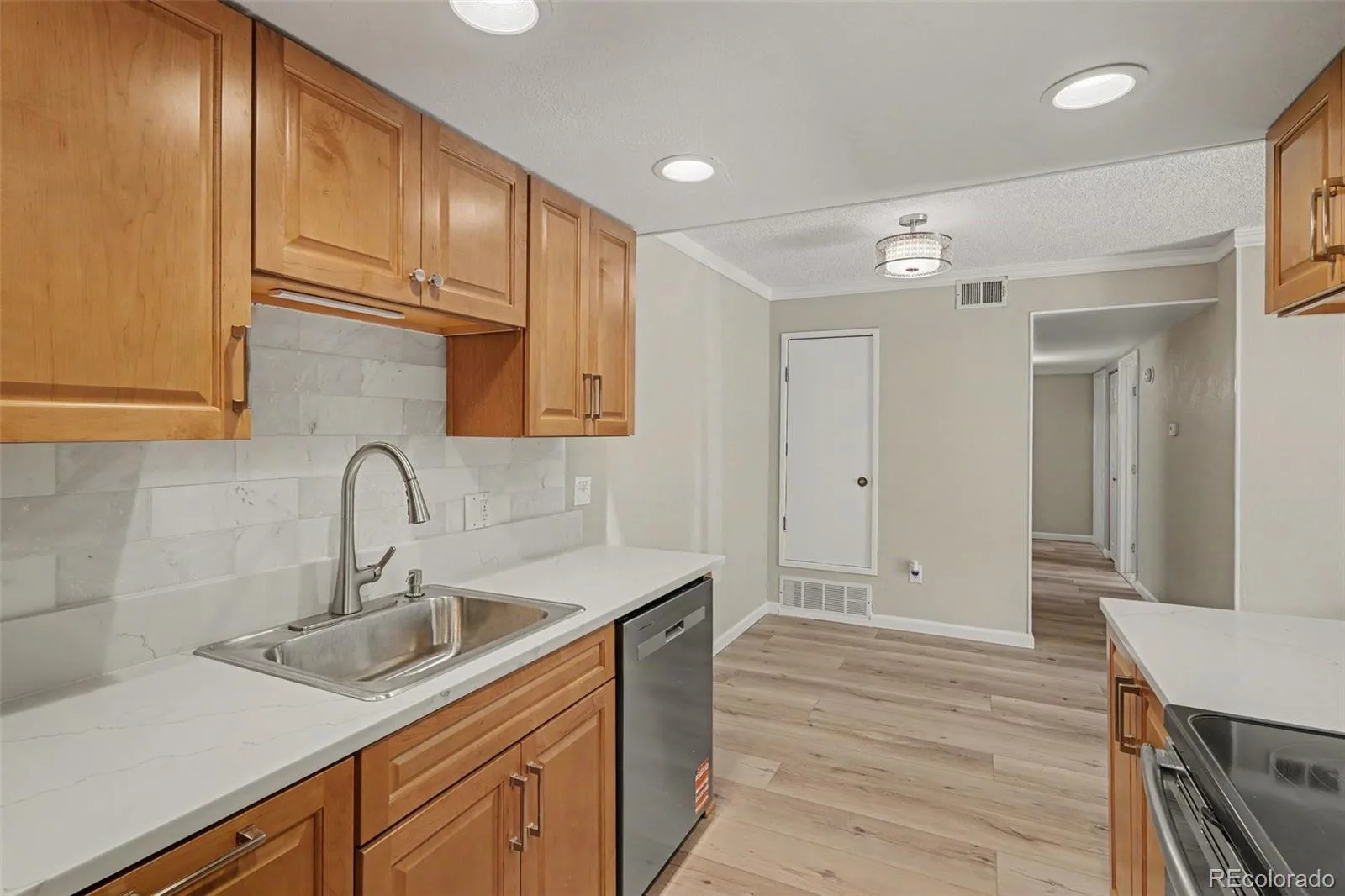 4400 S Quebec Street #101P Denver CO 80237 MLS #REC6550319 07022026142005 1600 13