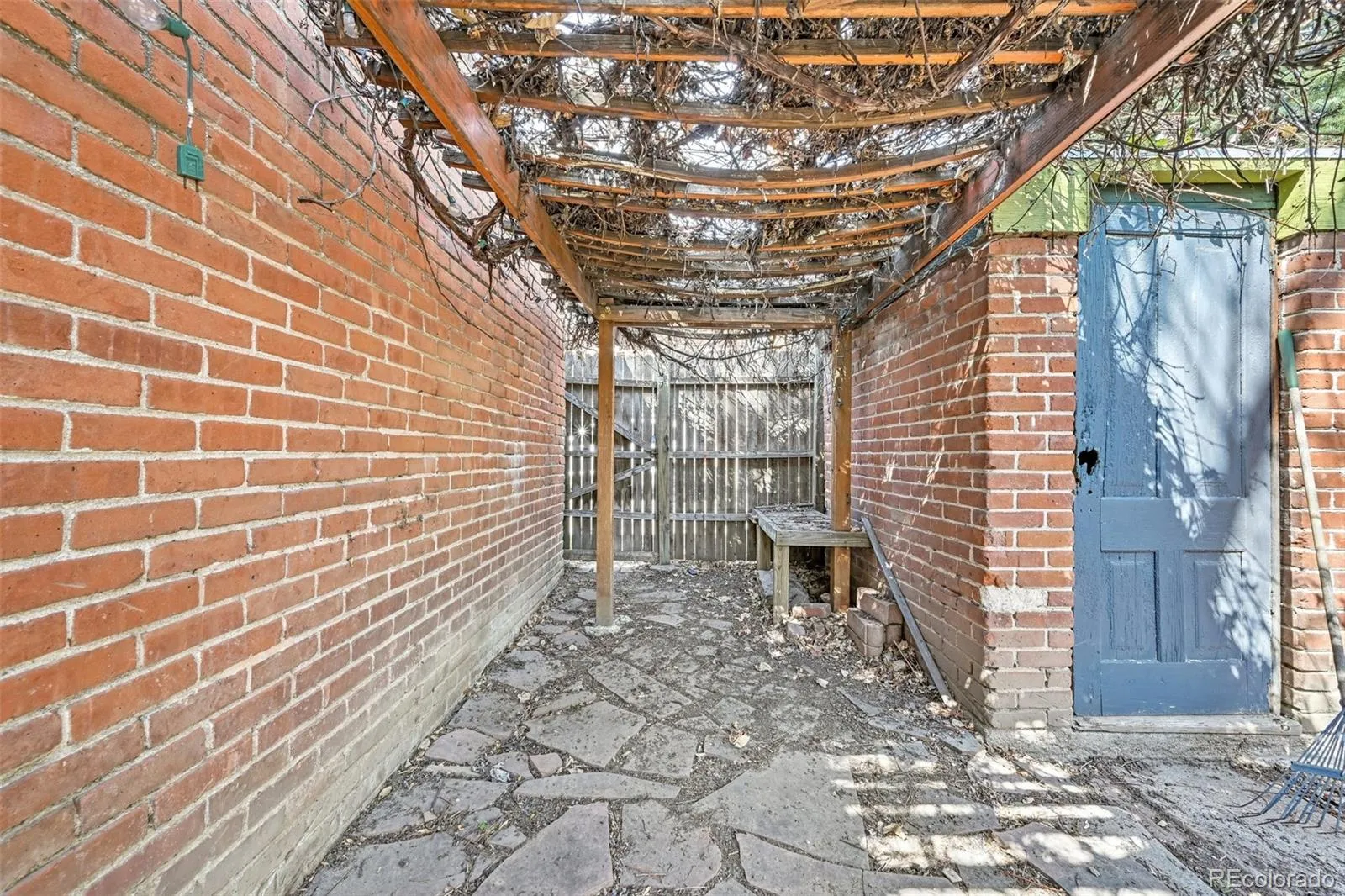 3275 Perry Street Denver CO 80212 MLS #REC6552201 04232026192248 1600 24