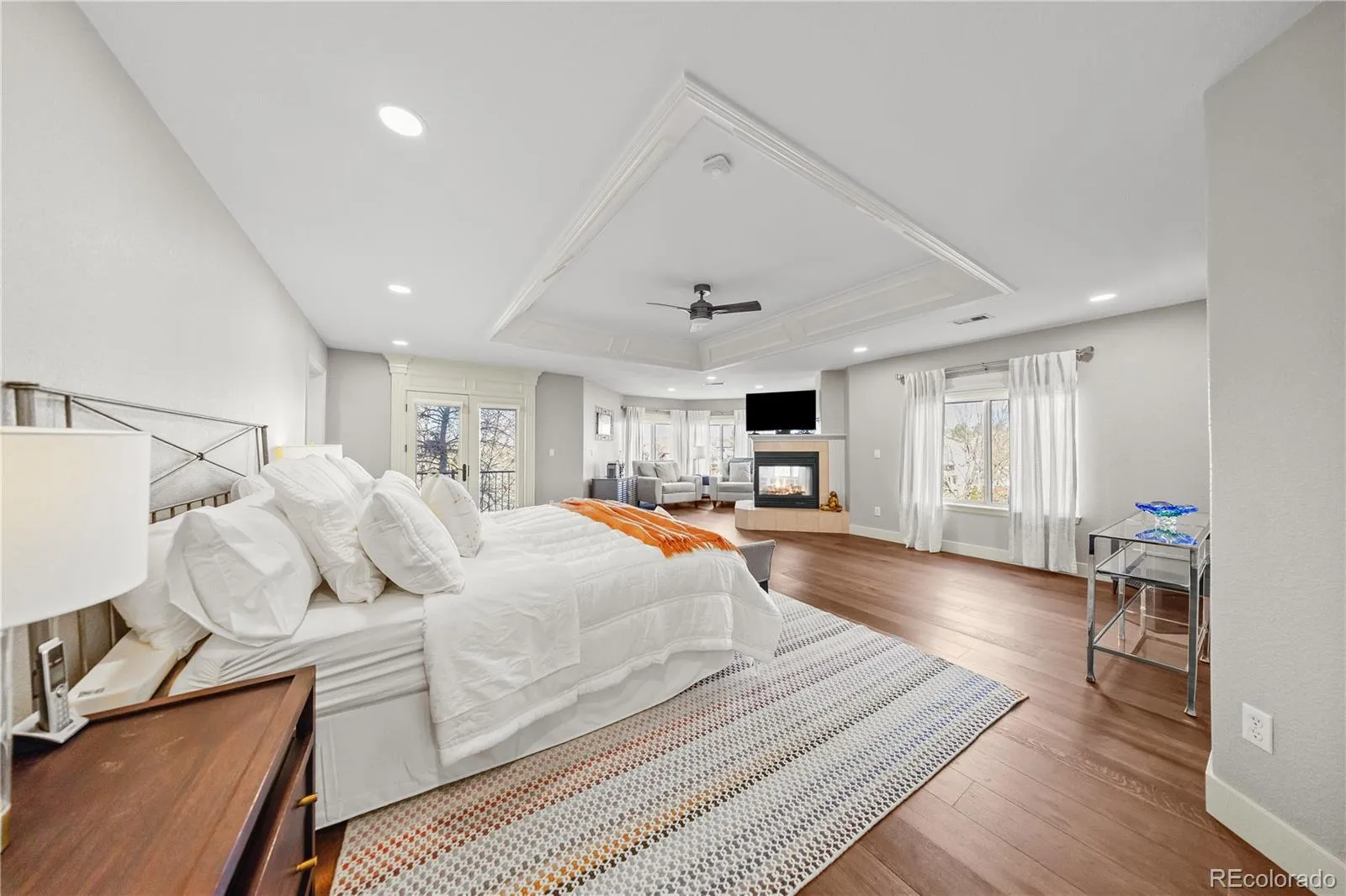 04202026182411 1600 21