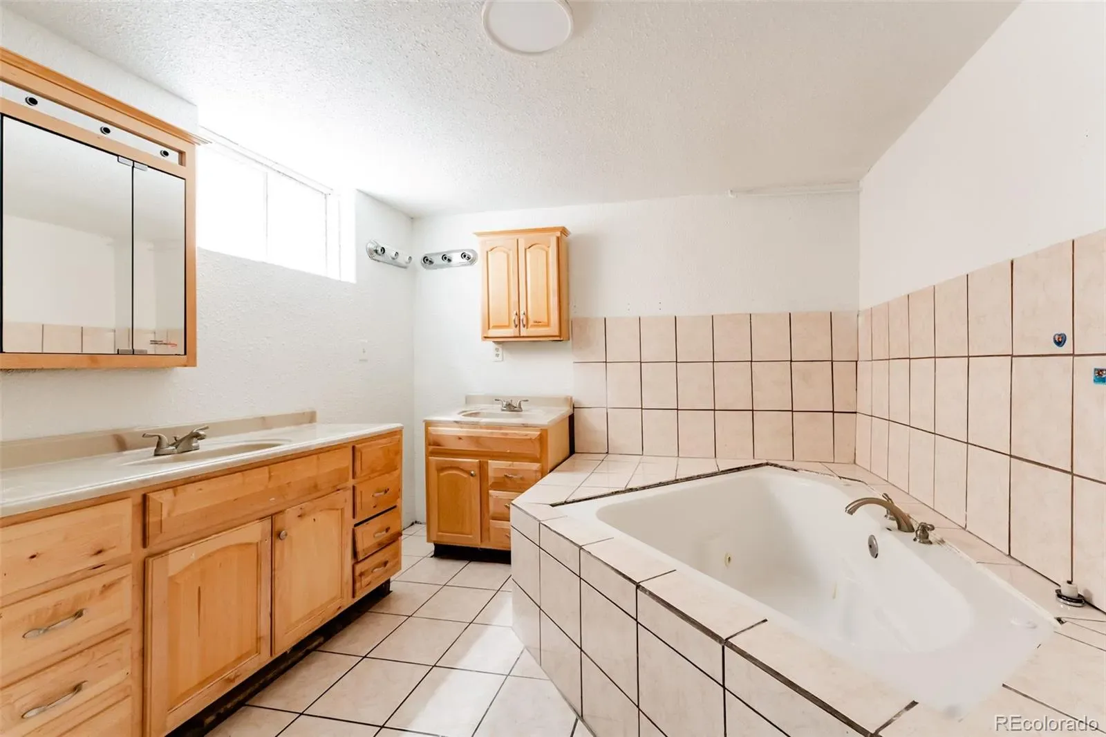 135 S Raleigh Street Denver CO 80219 MLS #REC6555342 03182026181056 1600 19