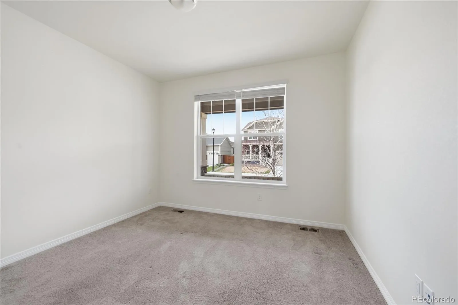 04082026192248 1600 12